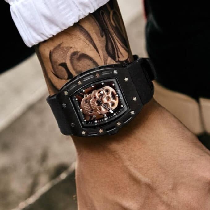 Montre tête de mort Capaldo : Un accessoire tendance et original pour un style unique