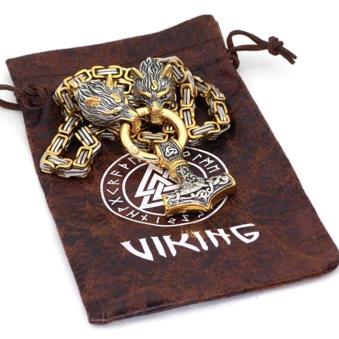 collier viking